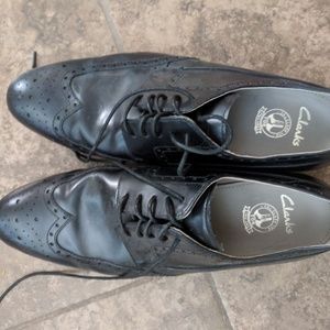 Clarks Shiny Like New Dress Shoes